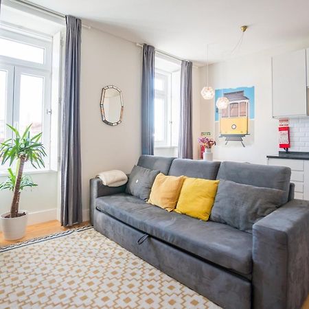 Guestready - Chic And Vibrant Stay Near Anjos Lisbon Luaran gambar