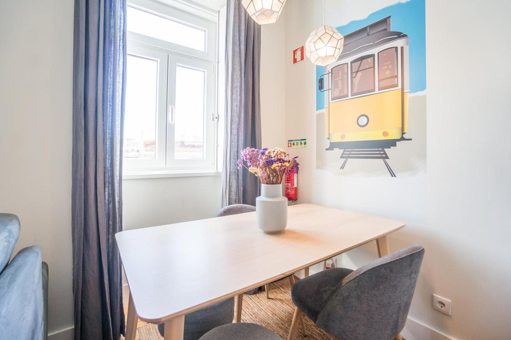 Guestready - Chic And Vibrant Stay Near Anjos Lisbon Luaran gambar