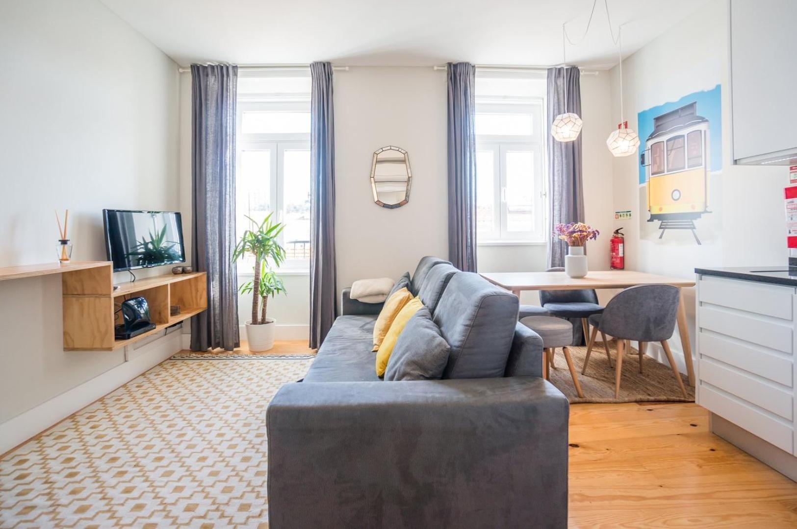 Guestready - Chic And Vibrant Stay Near Anjos Lisbon Luaran gambar